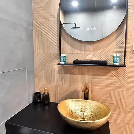 Contemporary Homes With Balcony Apartament