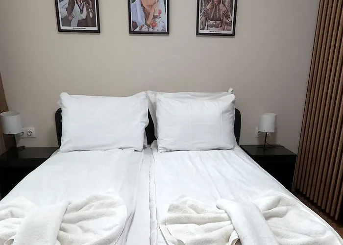 Contemporary Homes With Balcony Sofía