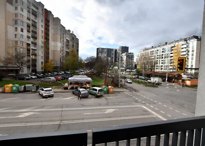 Contemporary Homes With Balcony Sofía